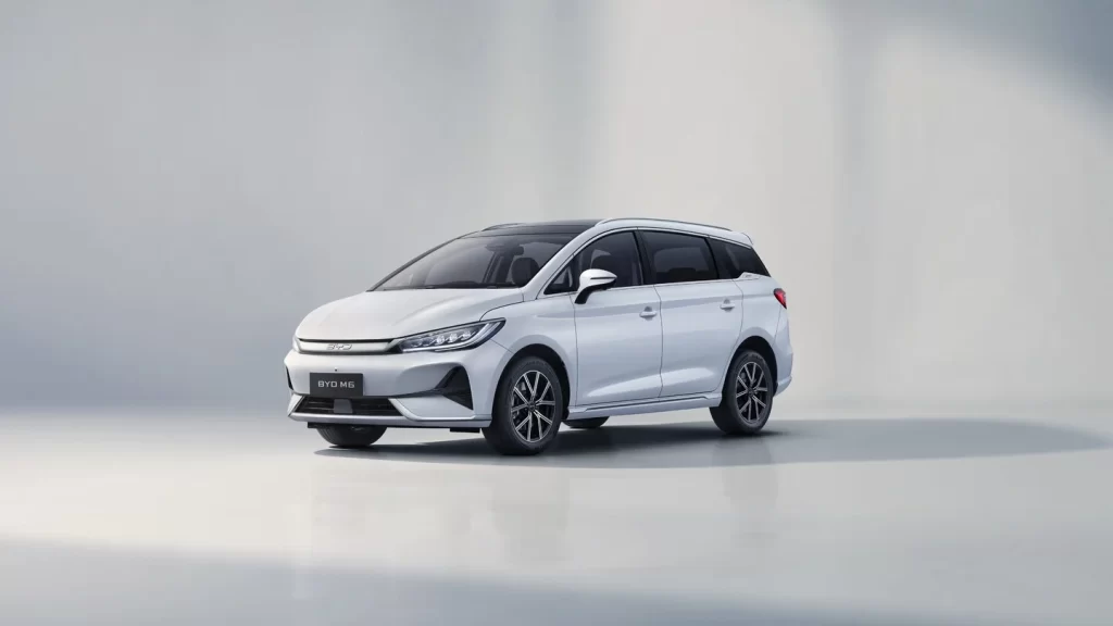 byd m6
